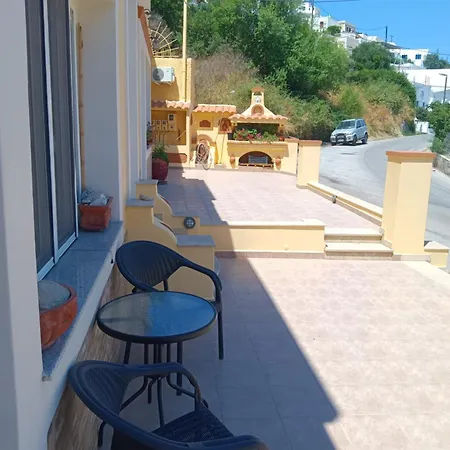 アパート Theodore's Mansion Your Aristocratic Escape In Greece Panteli