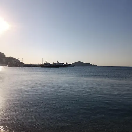 Apartament Theodore's Mansion Your Aristocratic Escape In Greece