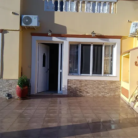 Apartamento Theodore's Mansion Your Aristocratic Escape In Greece