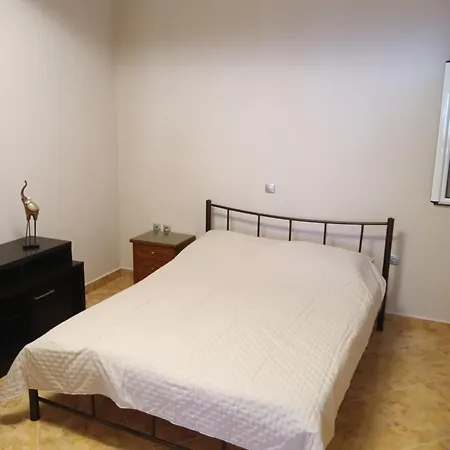 Apartamento Theodore's Mansion Your Aristocratic Escape In Greece *