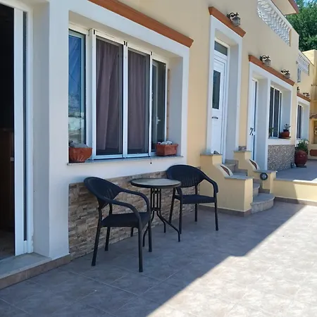 Apartament Theodore's Mansion Your Aristocratic Escape In Greece